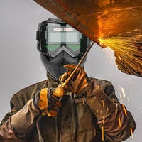 Auto Darkening Welding Helmet, True Color Lens with 0.1ms Fast Response, UV/IR Protection for TIG MIG ARC Welding & Grinding